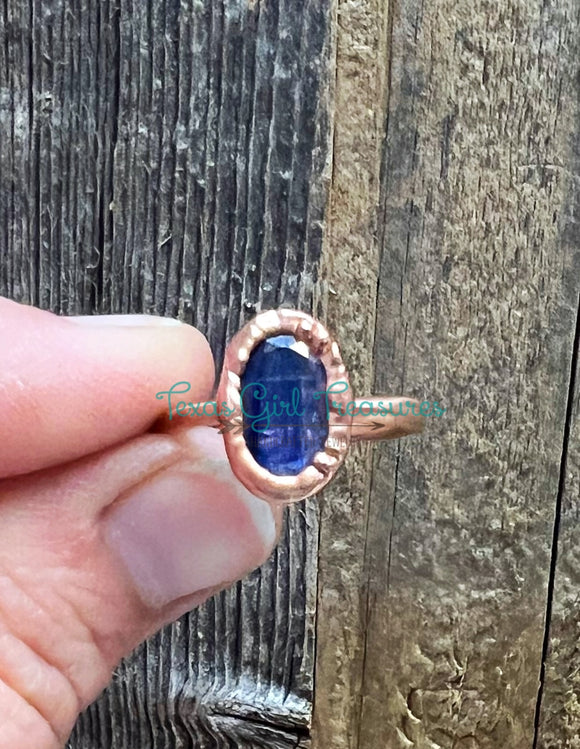 Kyanite ring