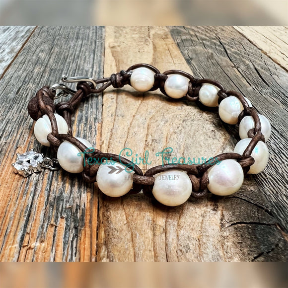 White Freshwater and Tahitian Pearls and leather bracelets