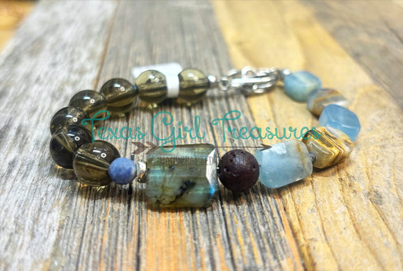 Blue Calcite - Adjustable diffuser bracelet with assorted gemstones
