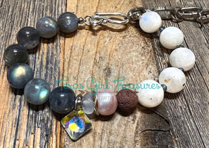 Labradorite - Adjustable diffuser bracelet with assorted gemstones